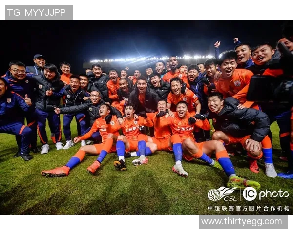 新山东鲁能连续胜利,夺得中超冠军,教练组高喊“我们的夺冠时刻到了!”